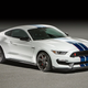 Illustration for article titled I dig the stripeless iand/i striped looks on the Mustang GT350/R.